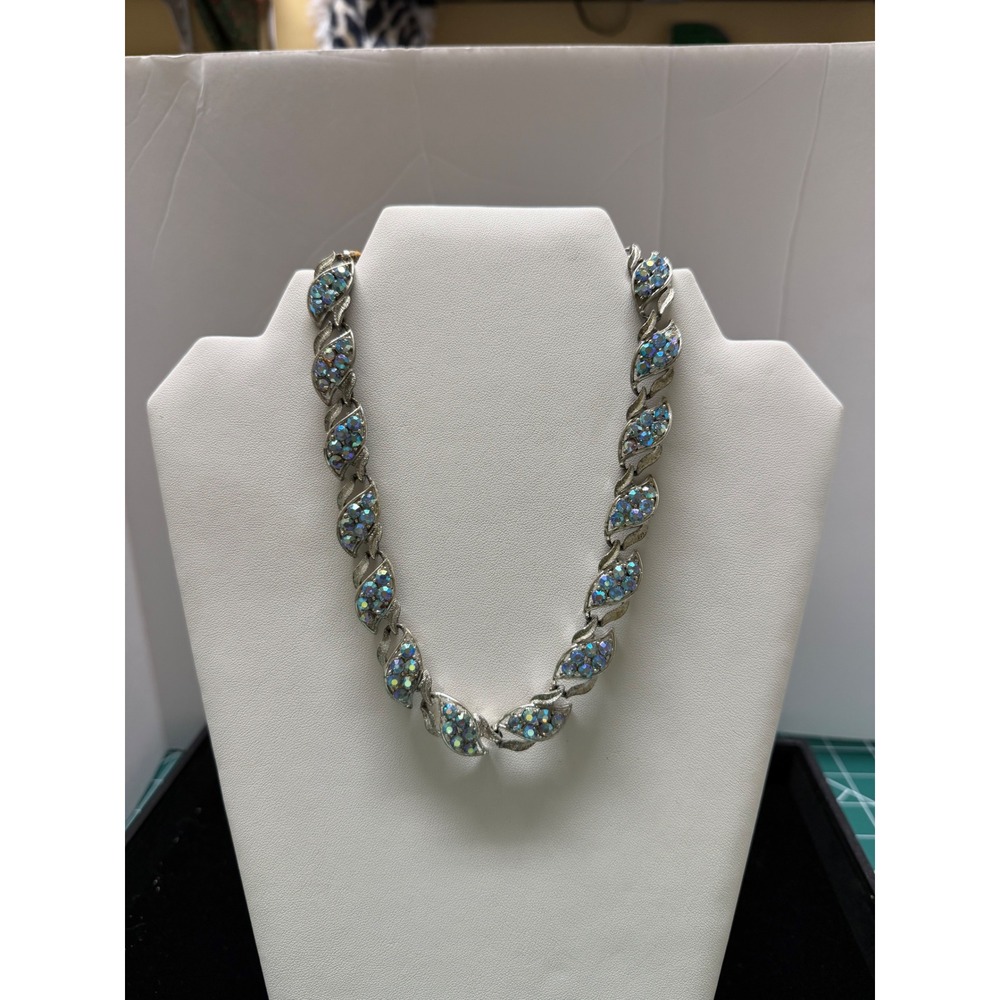 Vintage Coro Aurora Borealis Rhinestone Leaf Choker Necklace Silver Tone Blue - Picture 1 of 6